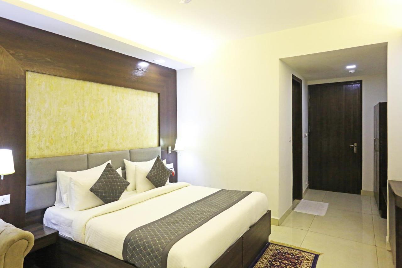 Hotel Park Tree Near Delhi Airport Nueva Delhi Exterior foto